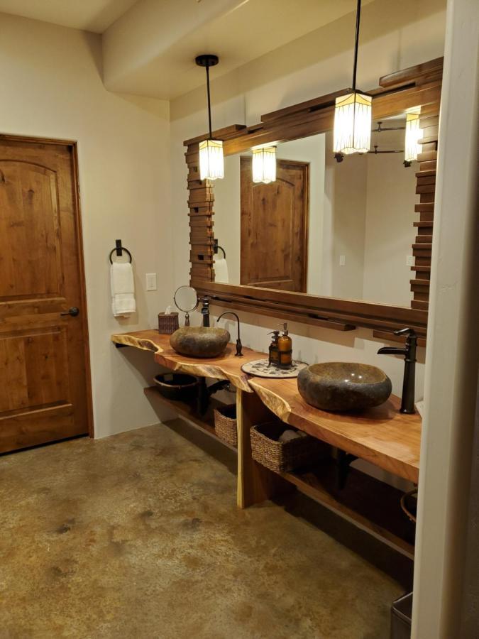 Origins Bed And Breakfast Коттонвуд Экстерьер фото